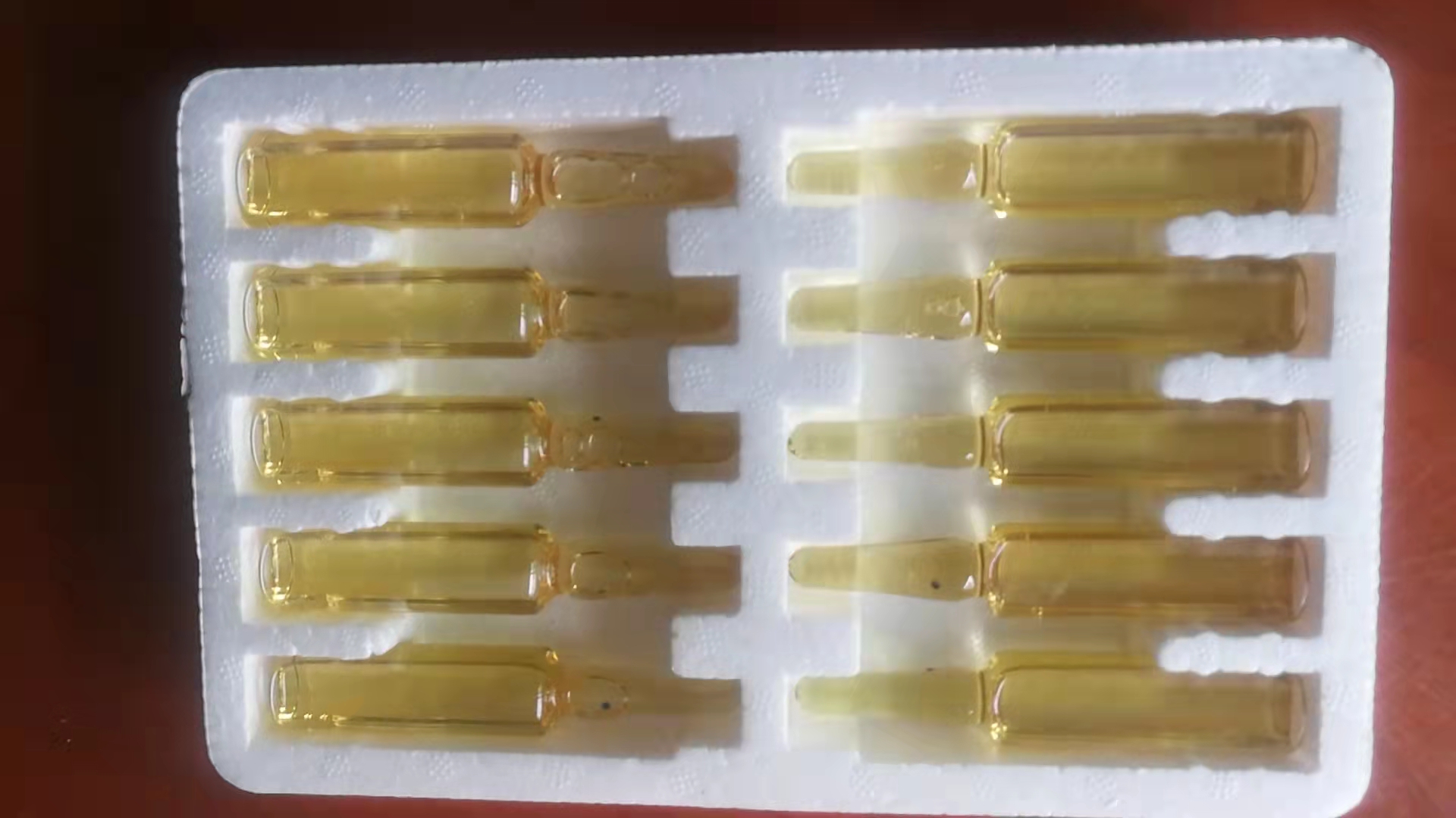 熱毒消炎康注射液，獨特的進口增效因子組方對各種動物熱毒炎癥注射后快速見效，注射一次就搞定的獸醫常備殺手锏王牌級別藥物